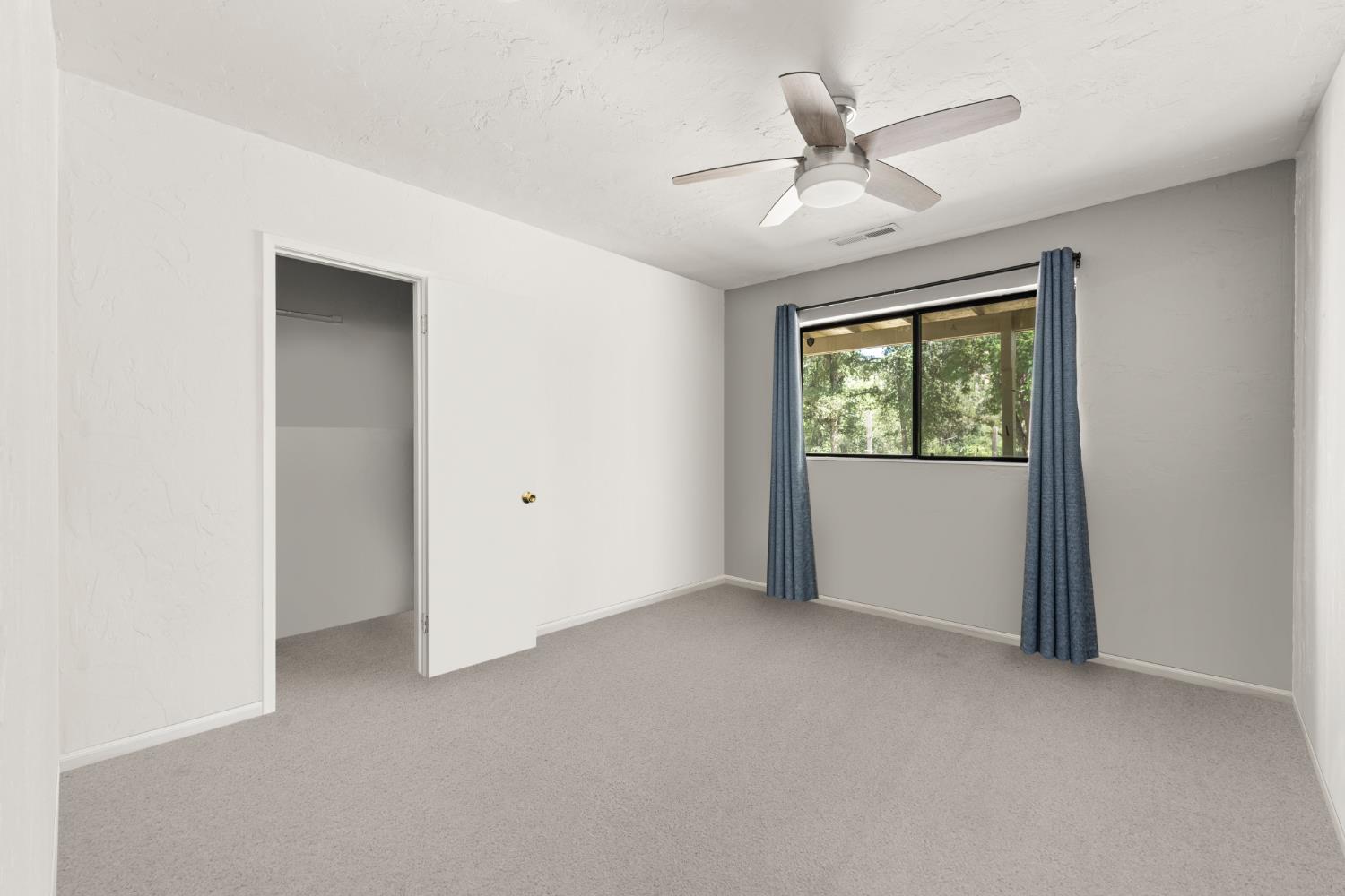 2162 Painted Pony Road