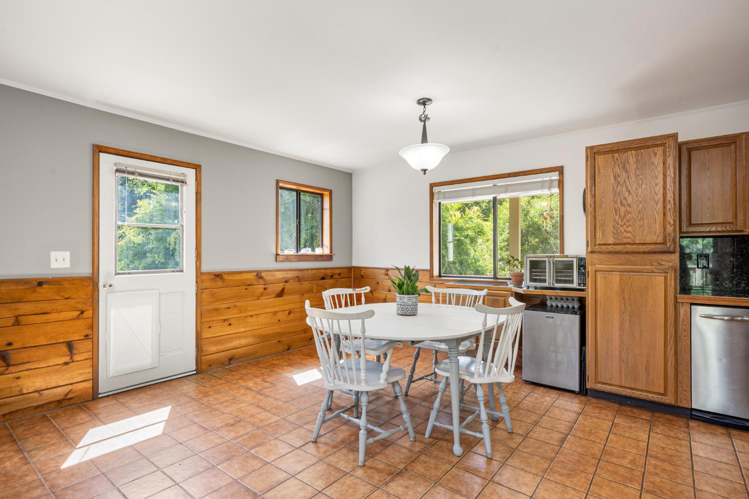 2162 Painted Pony Road