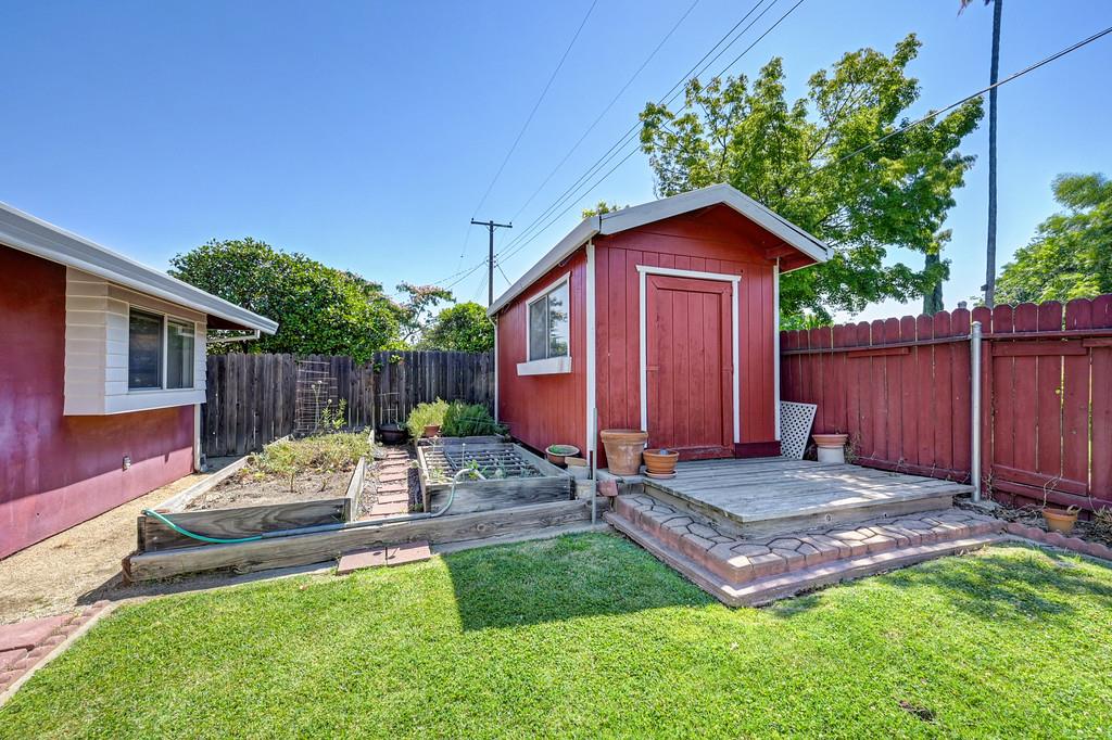 10744 Ambassador Drive
