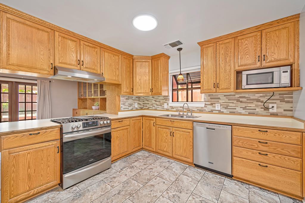 10744 Ambassador Drive