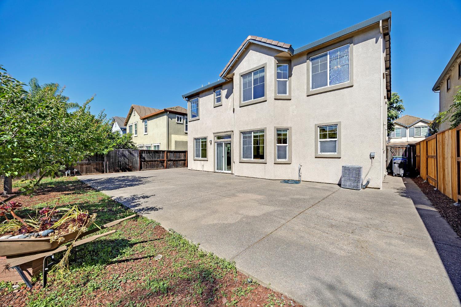 84 Cassia Street