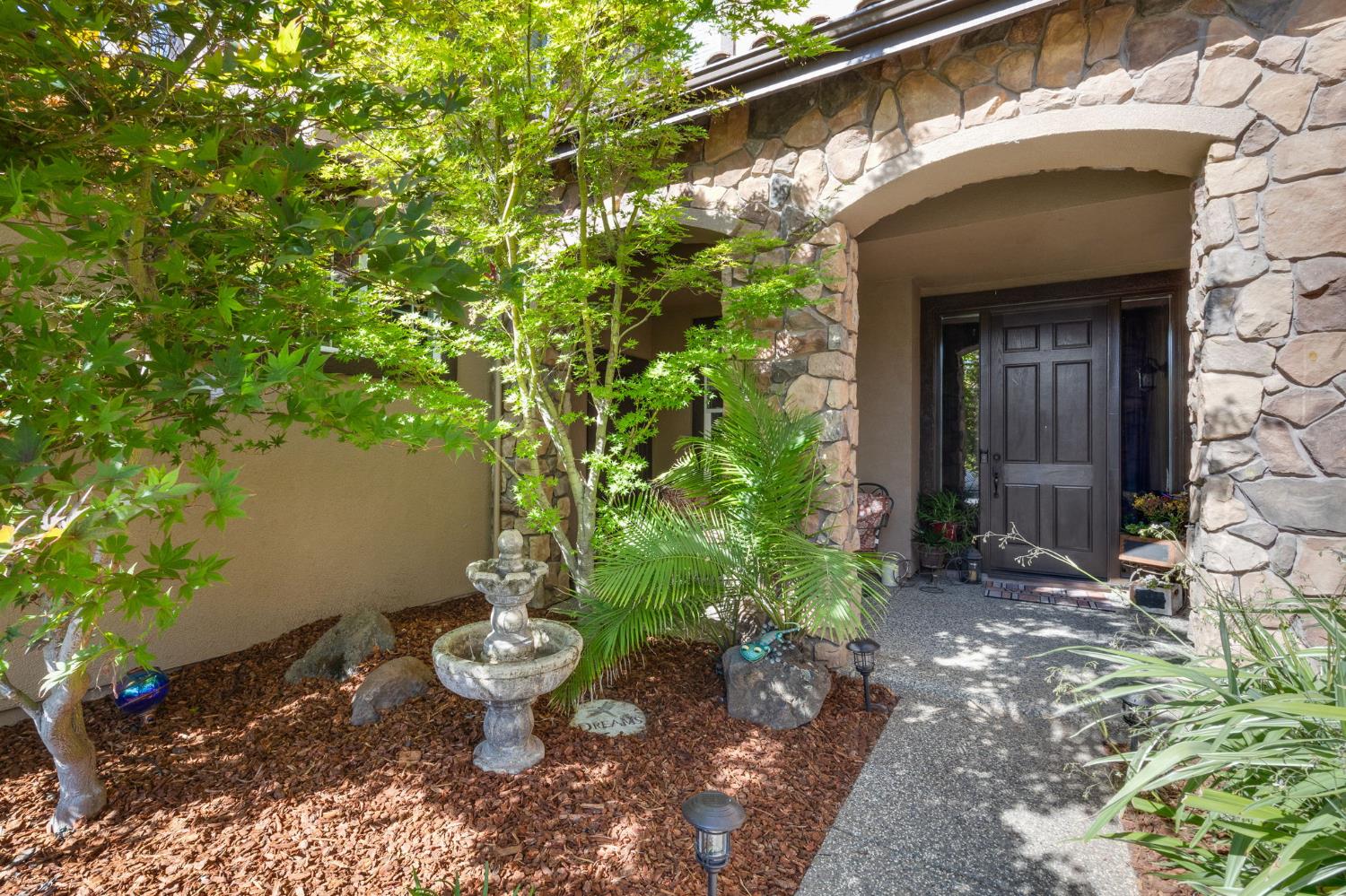 1560 Freswick Drive