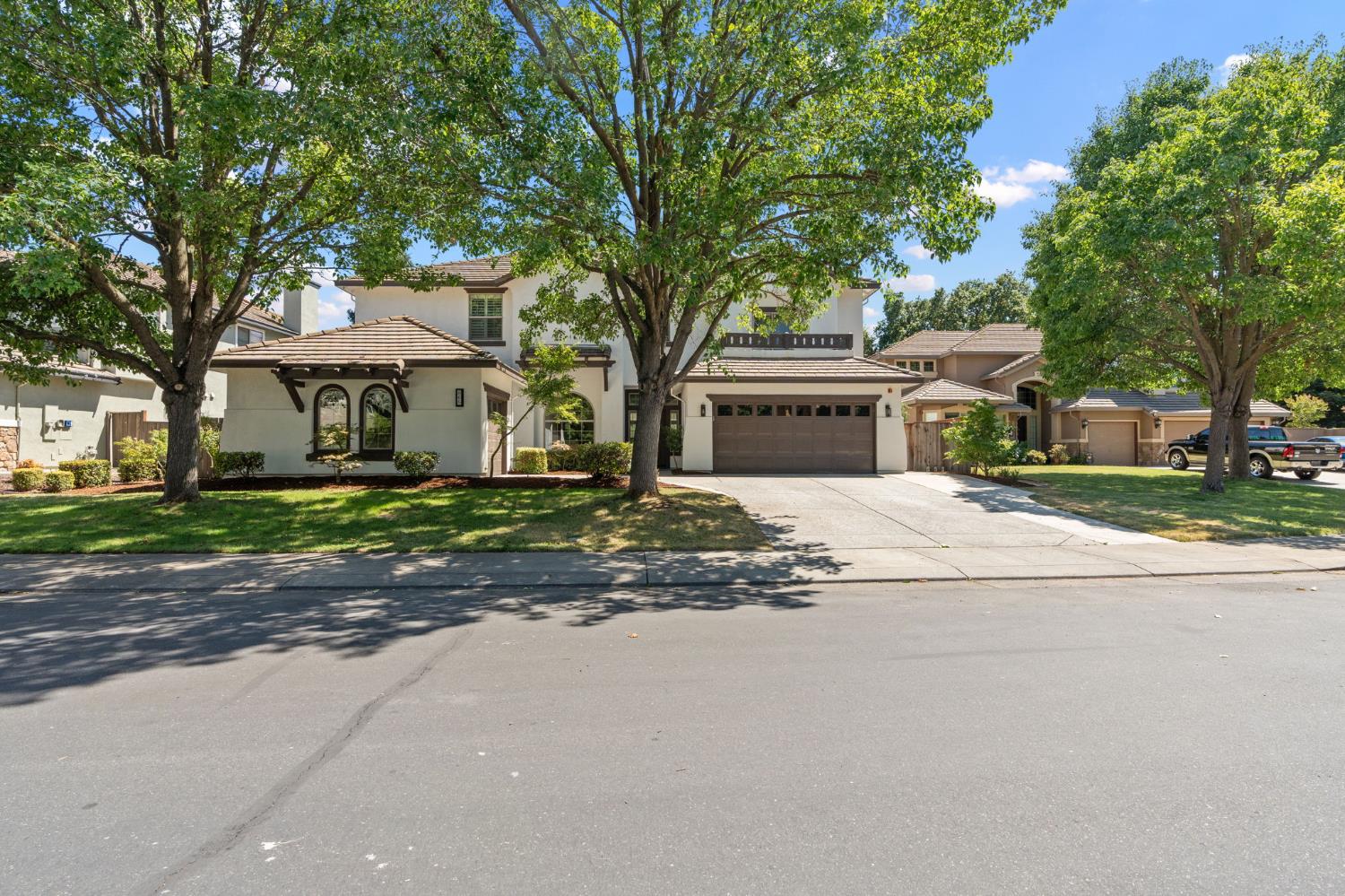 865 Wedge Wood Court