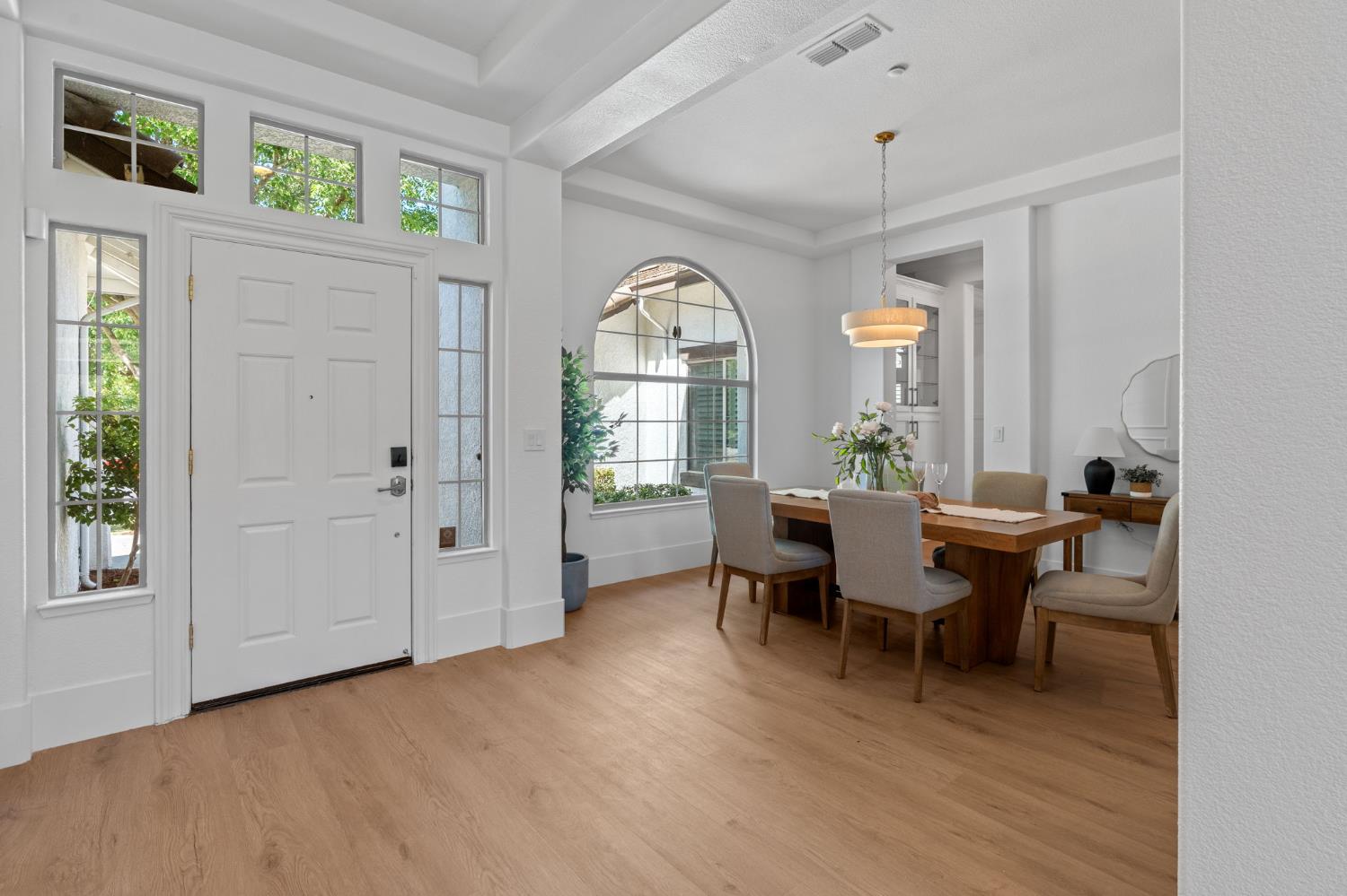 865 Wedge Wood Court