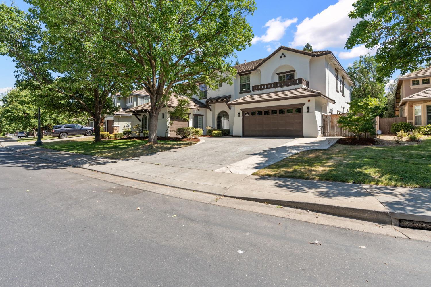 865 Wedge Wood Court