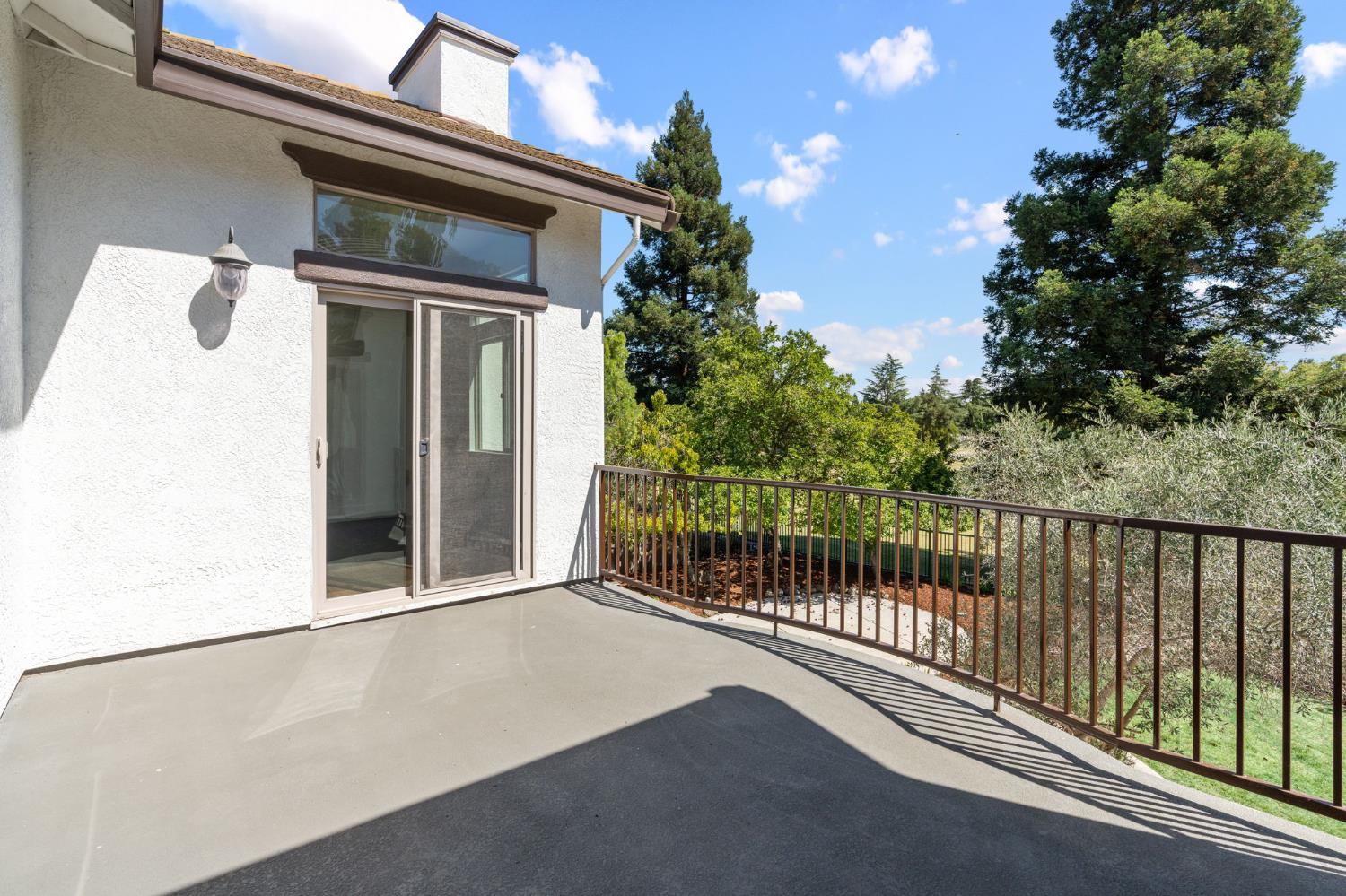 865 Wedge Wood Court