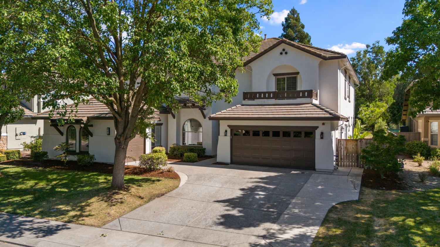 865 Wedge Wood Court