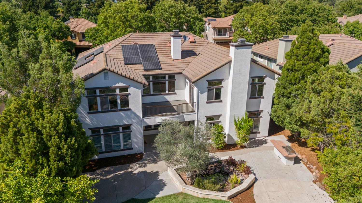 865 Wedge Wood Court