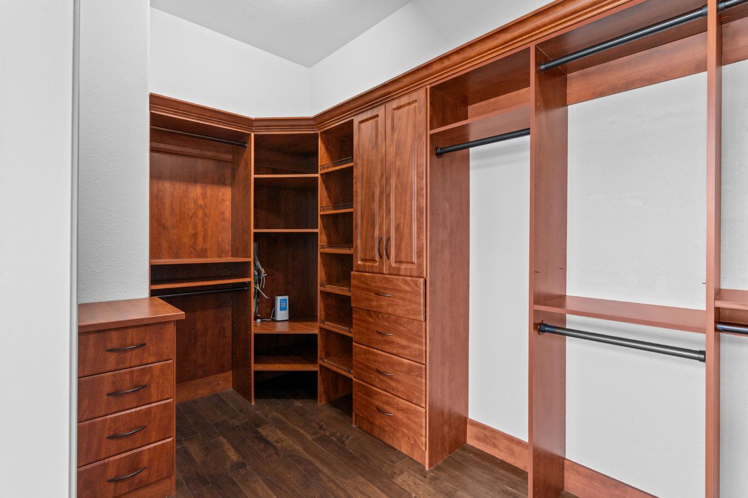 865 Wedge Wood Court