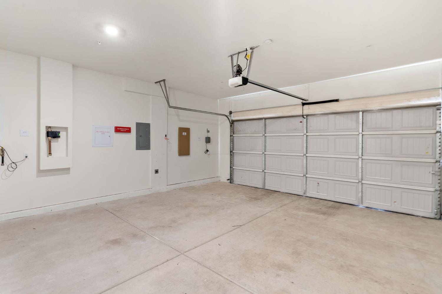 1300 Dusty Maiden Drive