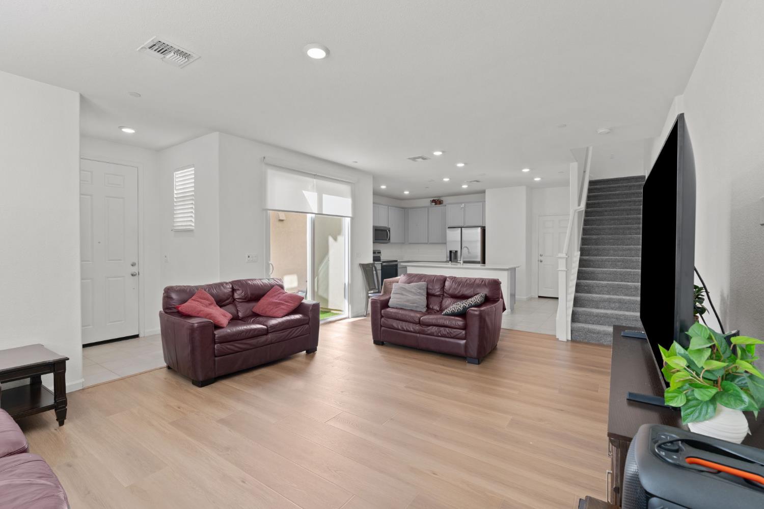 7947 Arcadia Drive