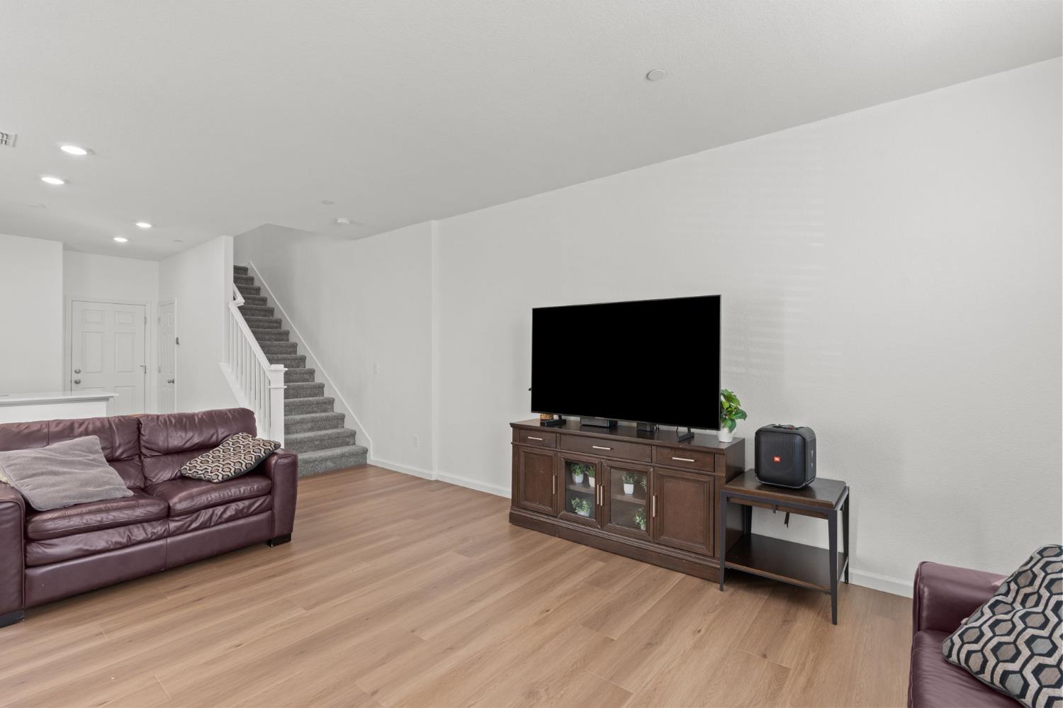 7947 Arcadia Drive