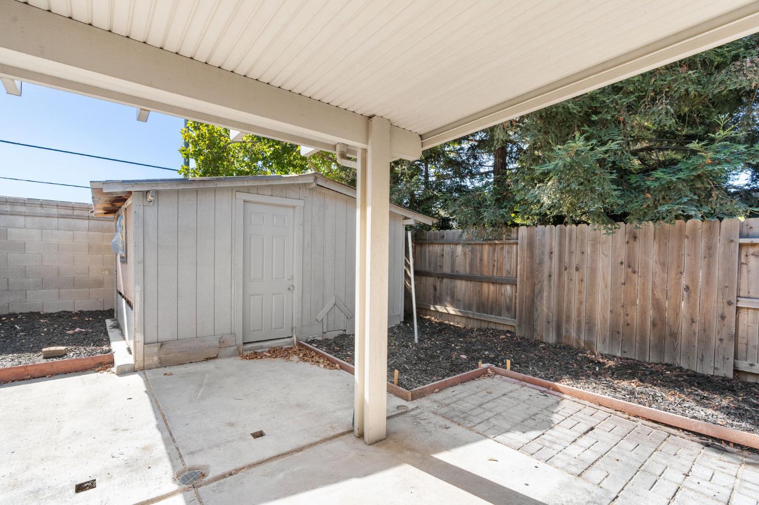 9760 Onyx Park Place