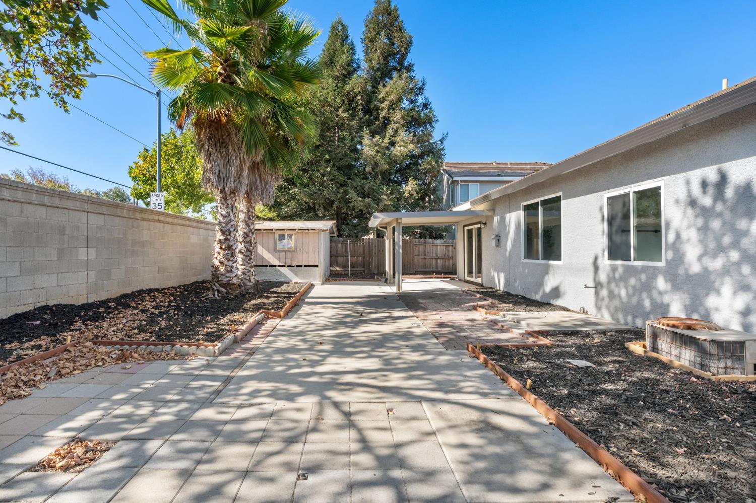 9760 Onyx Park Place