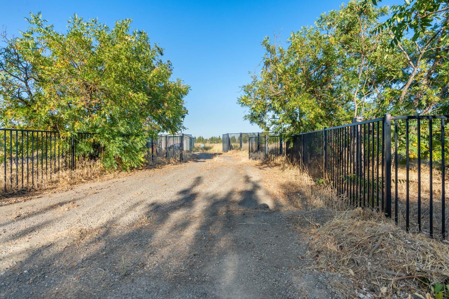 18225 County Road 94b