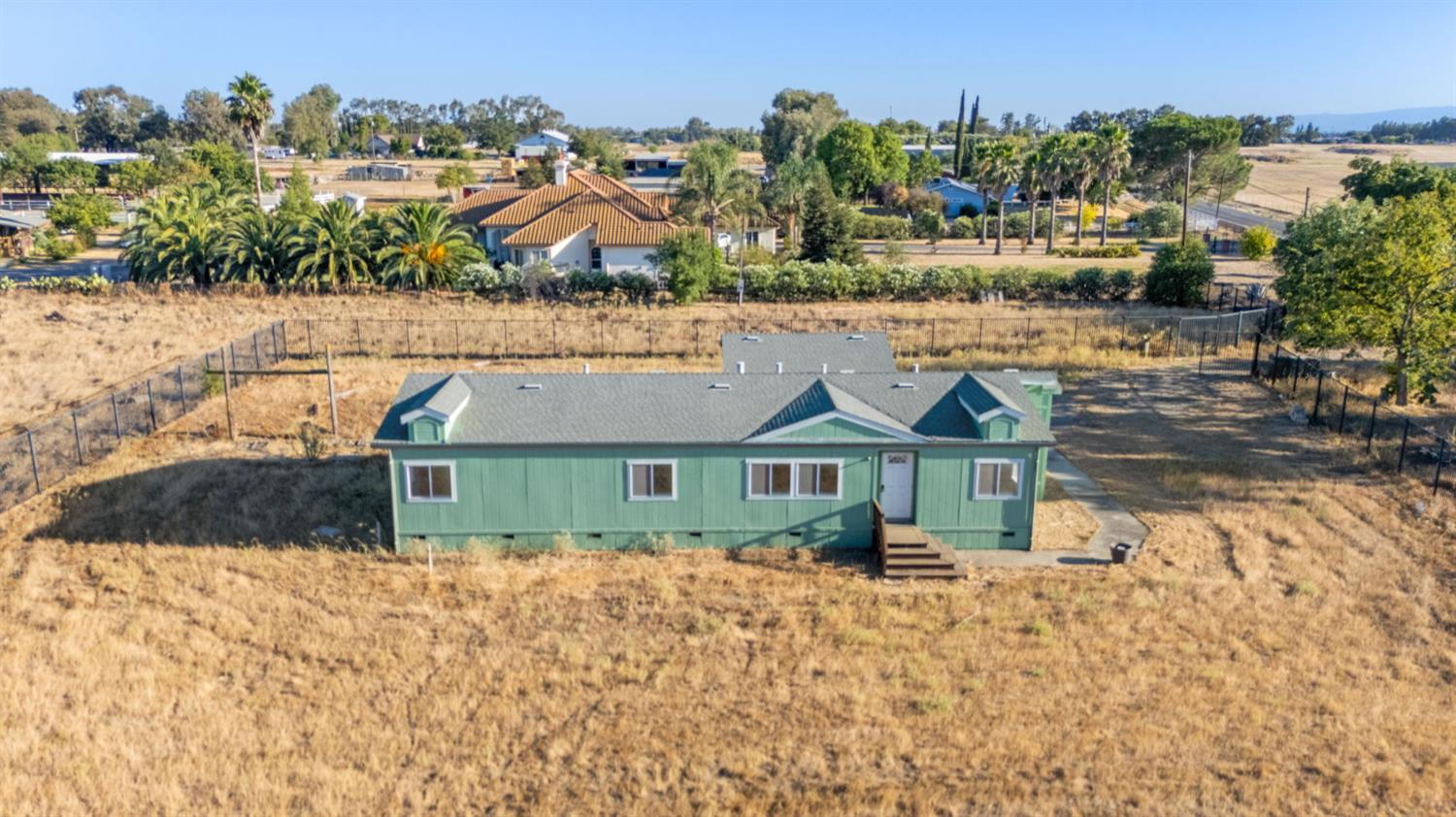 18225 County Road 94b