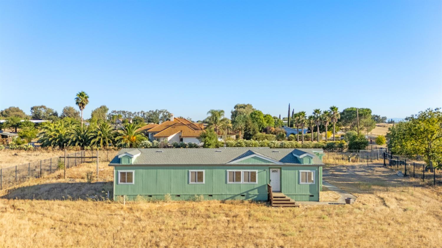 18225 County Road 94b