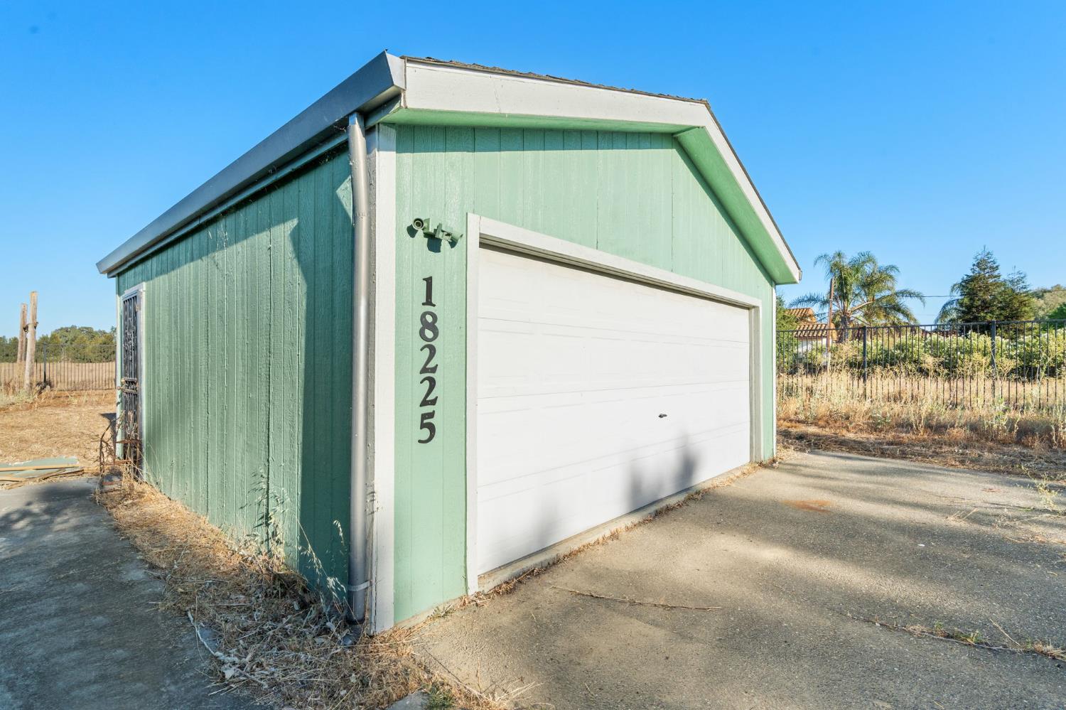 18225 County Road 94b