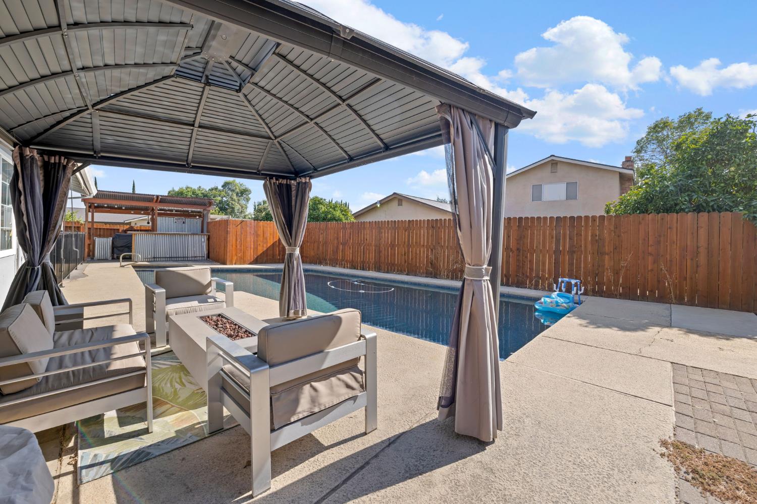 2618 Don Juan Drive
