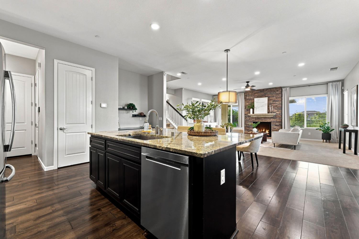 5087 Brentford Way