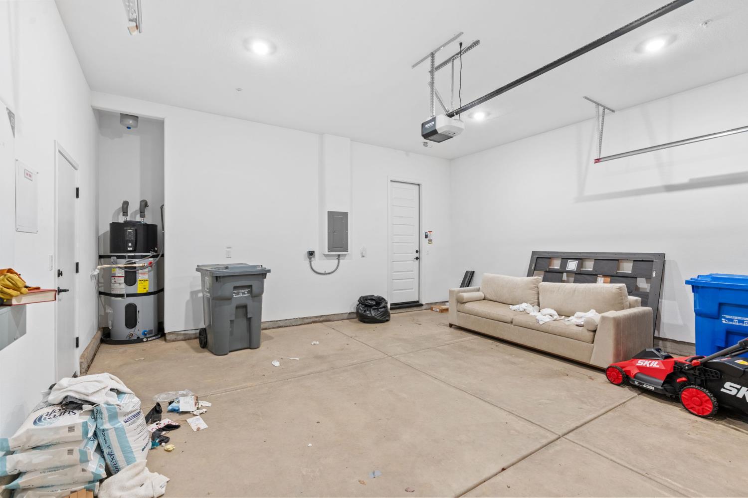 3270 Garden Terrace Drive