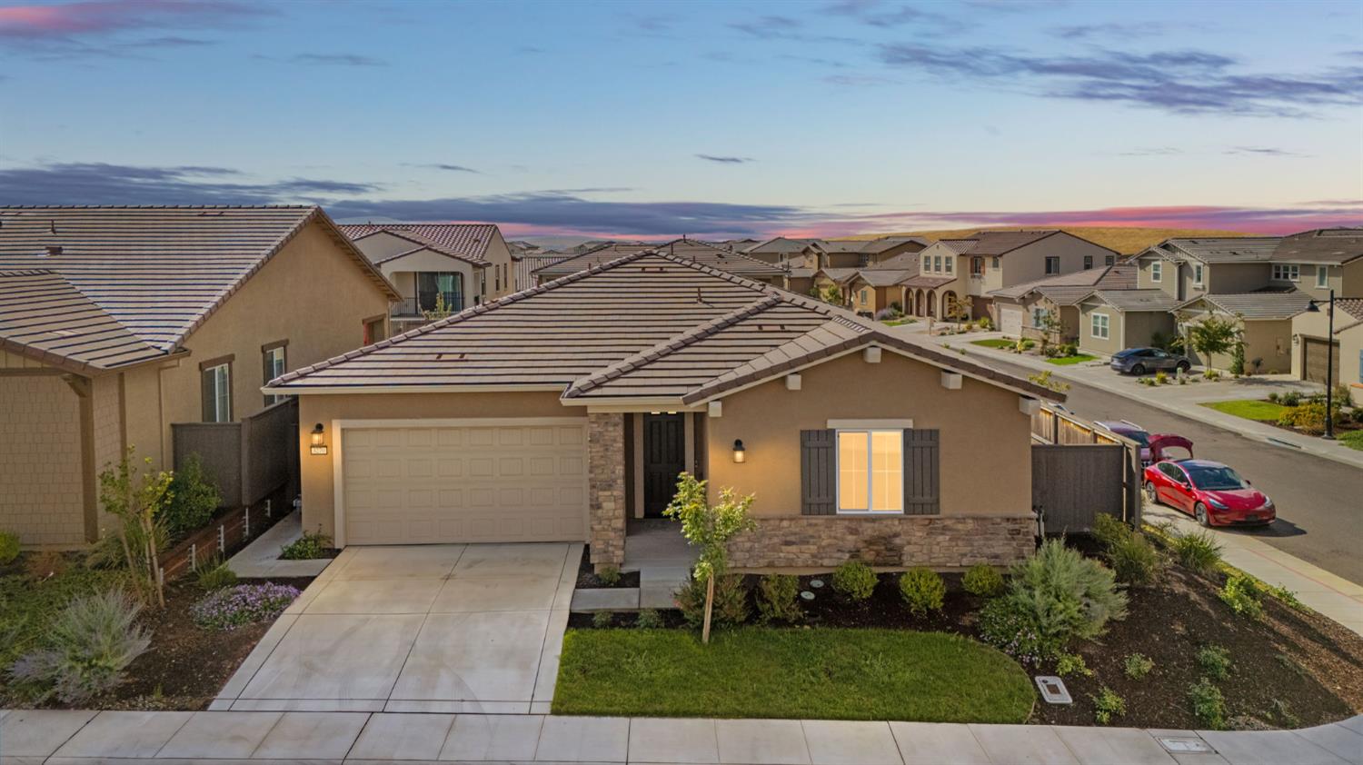3270 Garden Terrace Drive