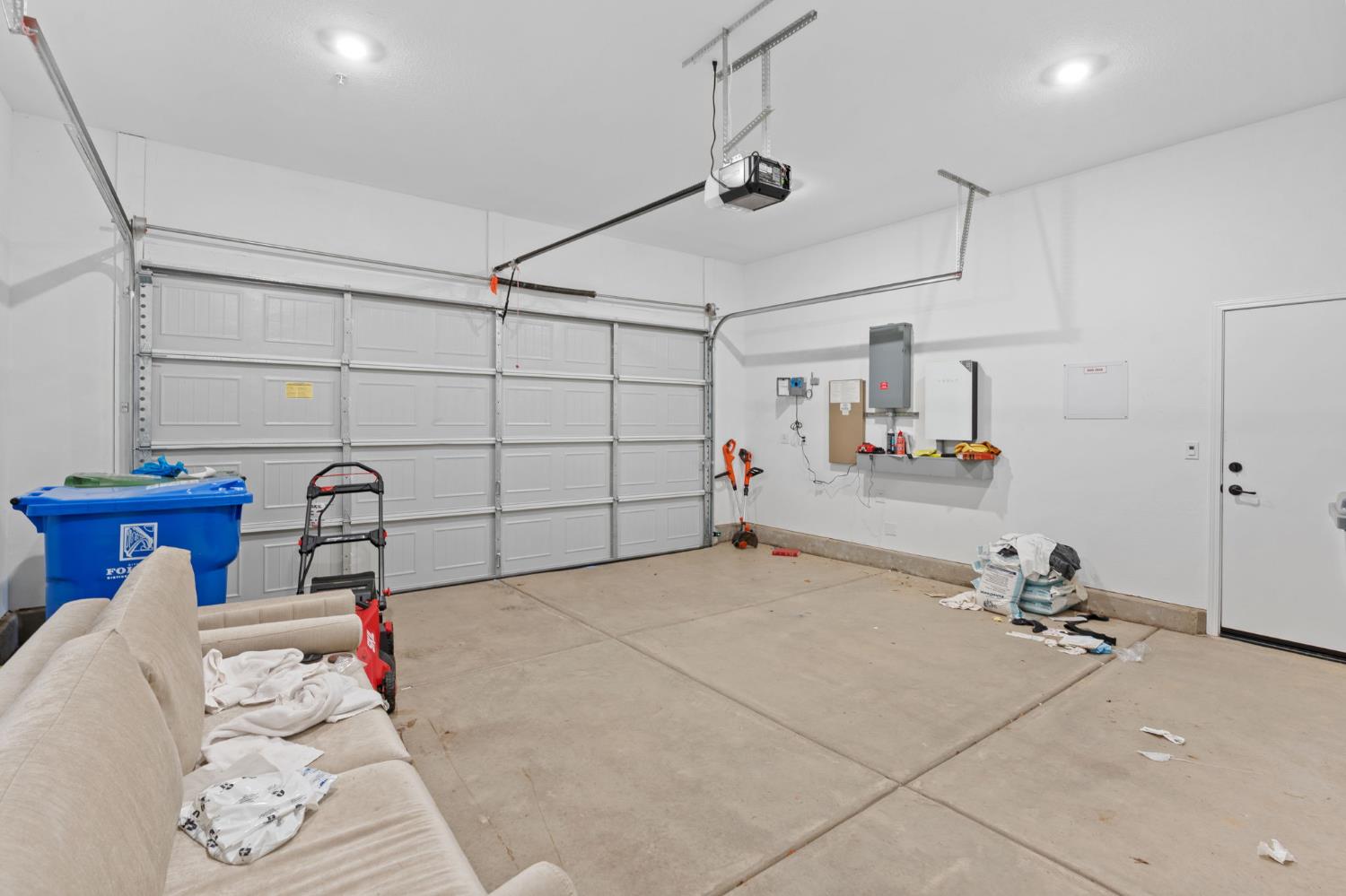 3270 Garden Terrace Drive