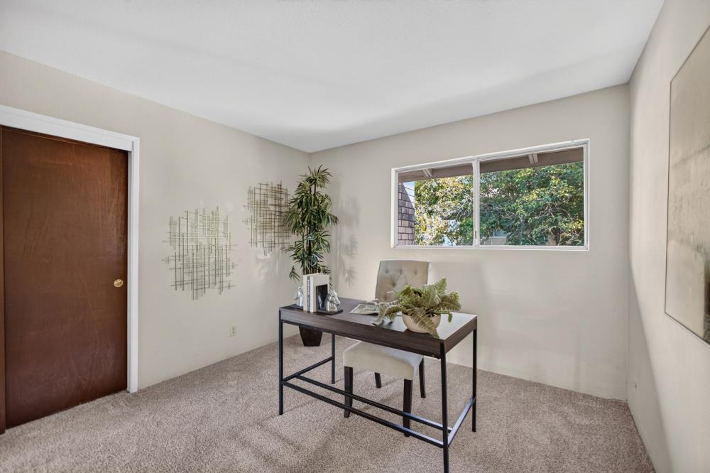1501 Christopher Way