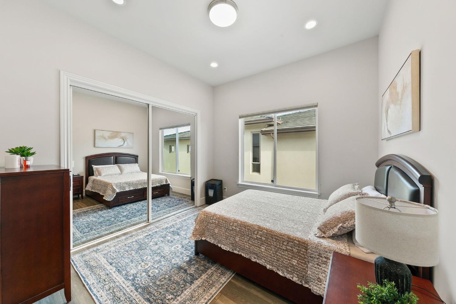 455 Serpa Way