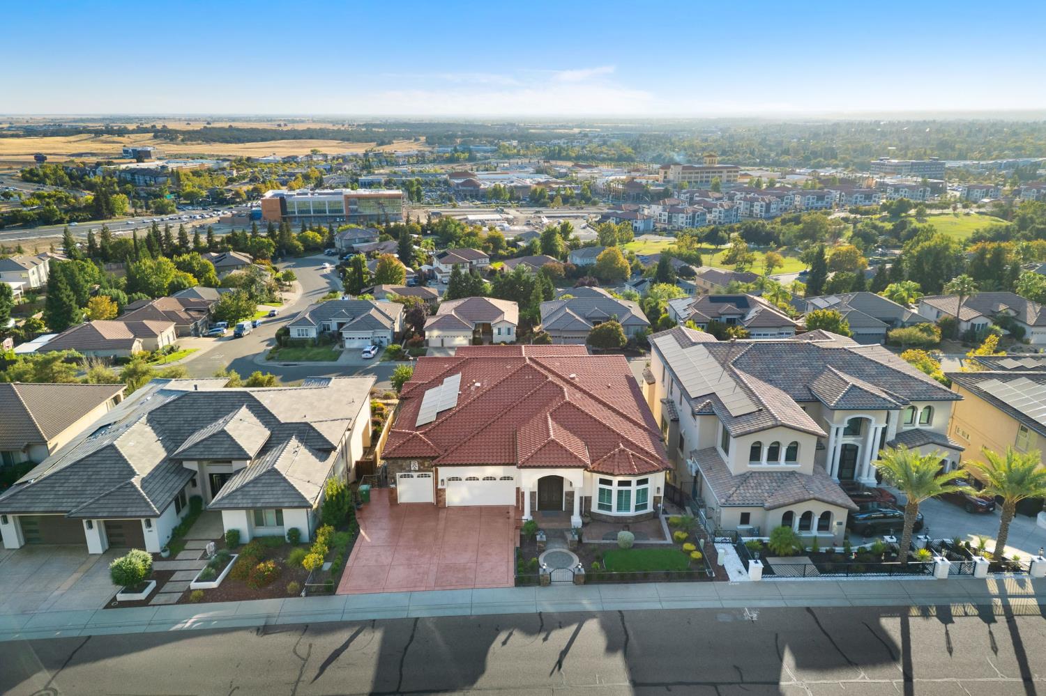455 Serpa Way