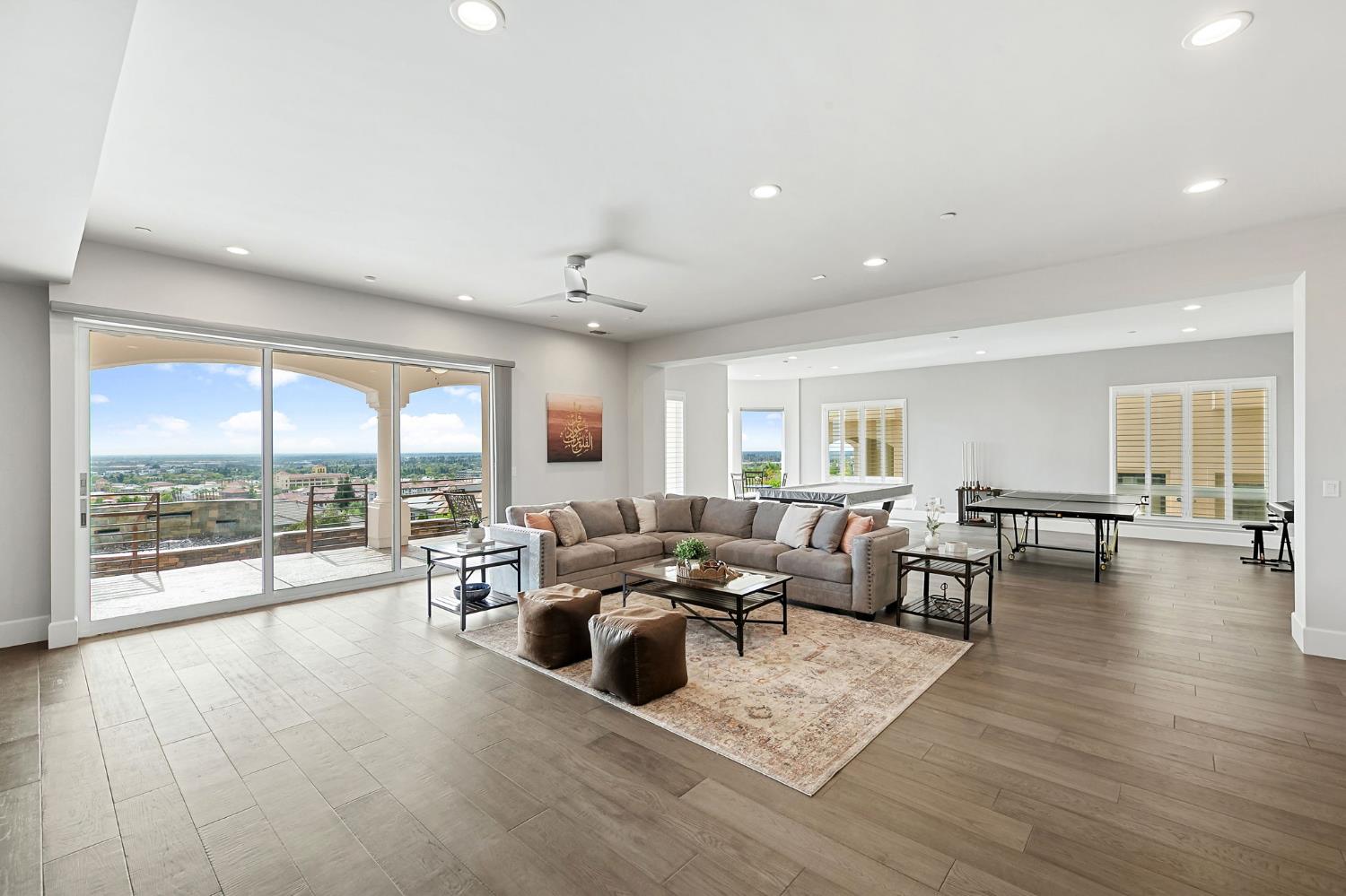 455 Serpa Way