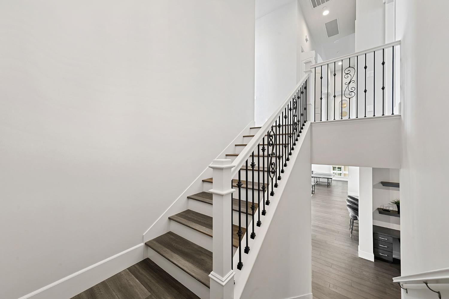 455 Serpa Way