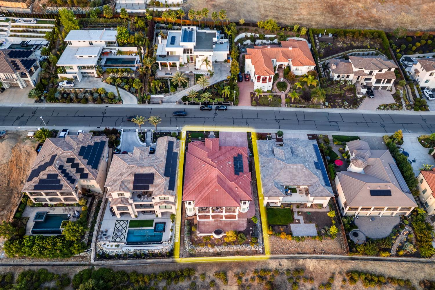 455 Serpa Way
