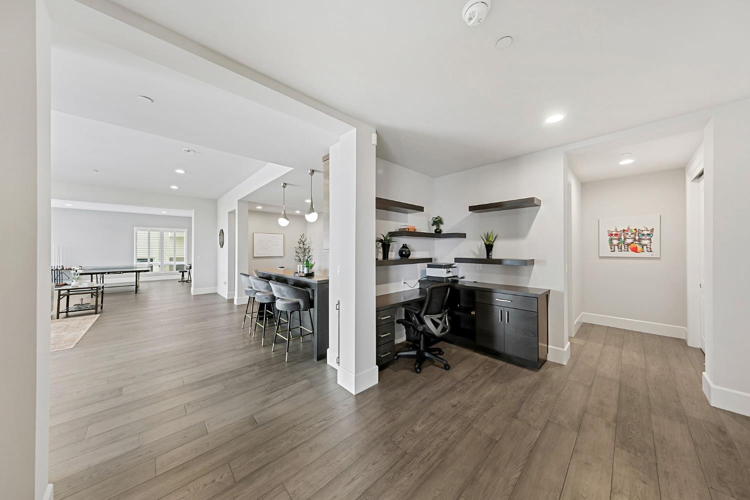 455 Serpa Way