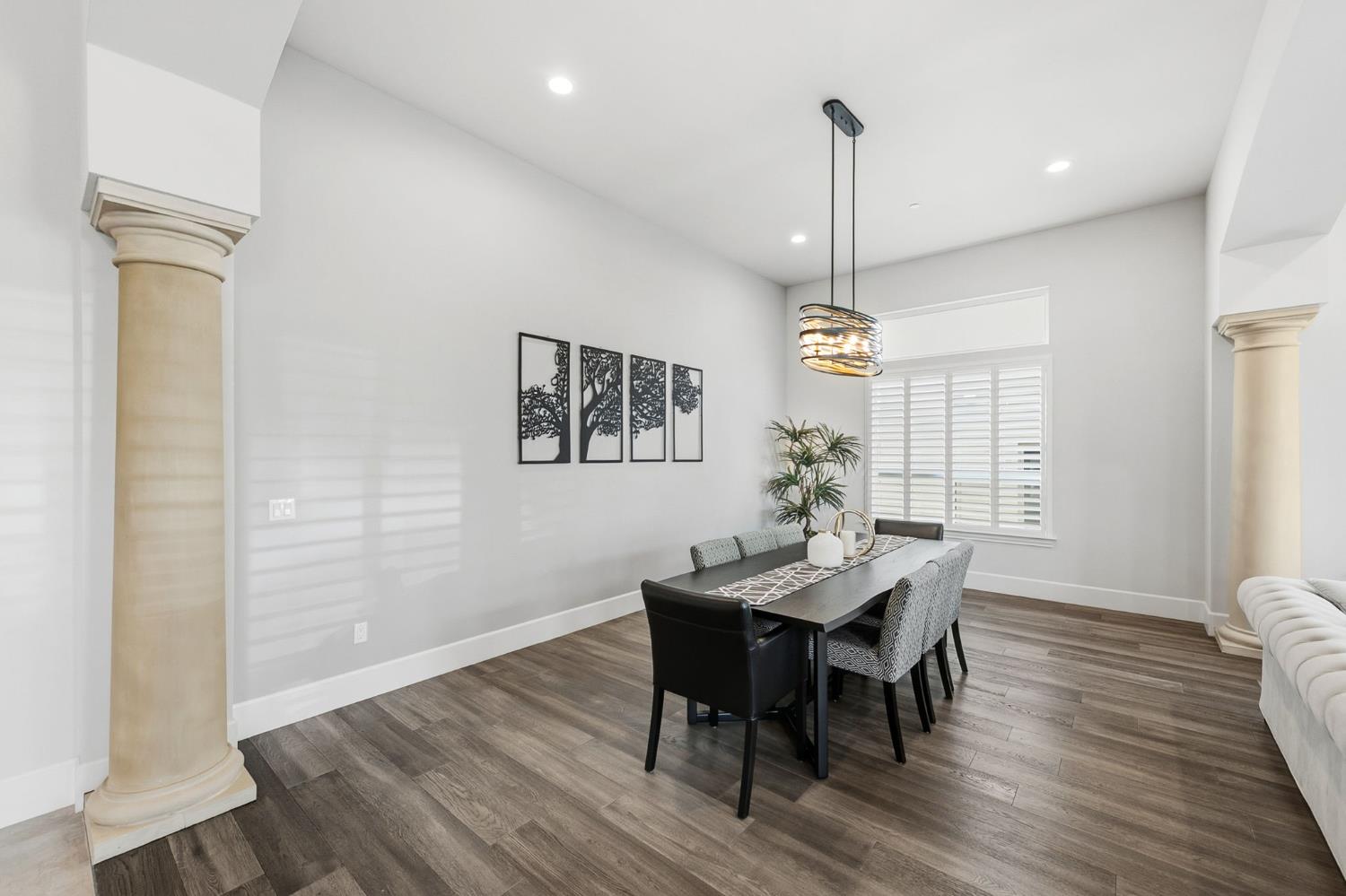 455 Serpa Way