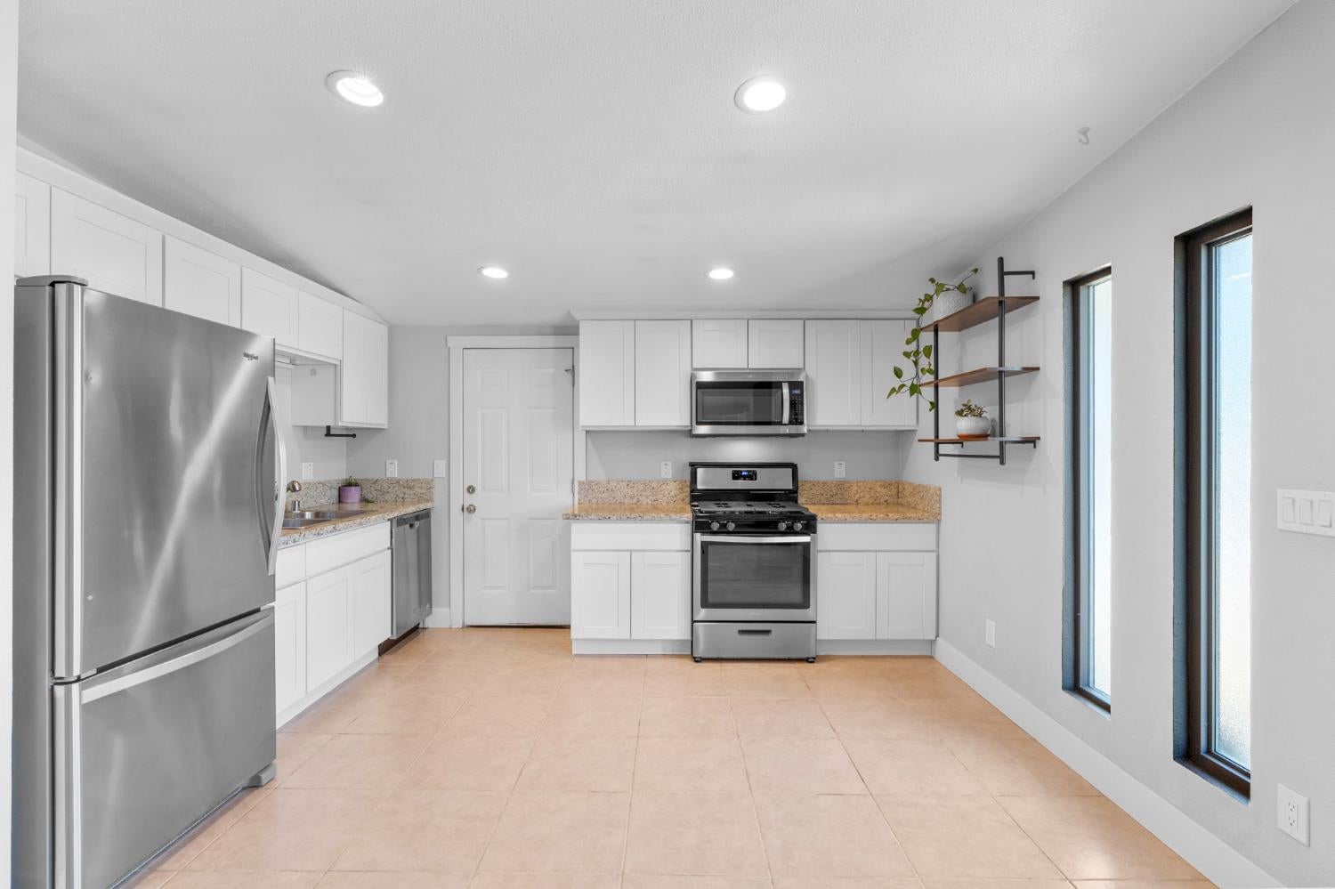 1005 Fremont Boulevard