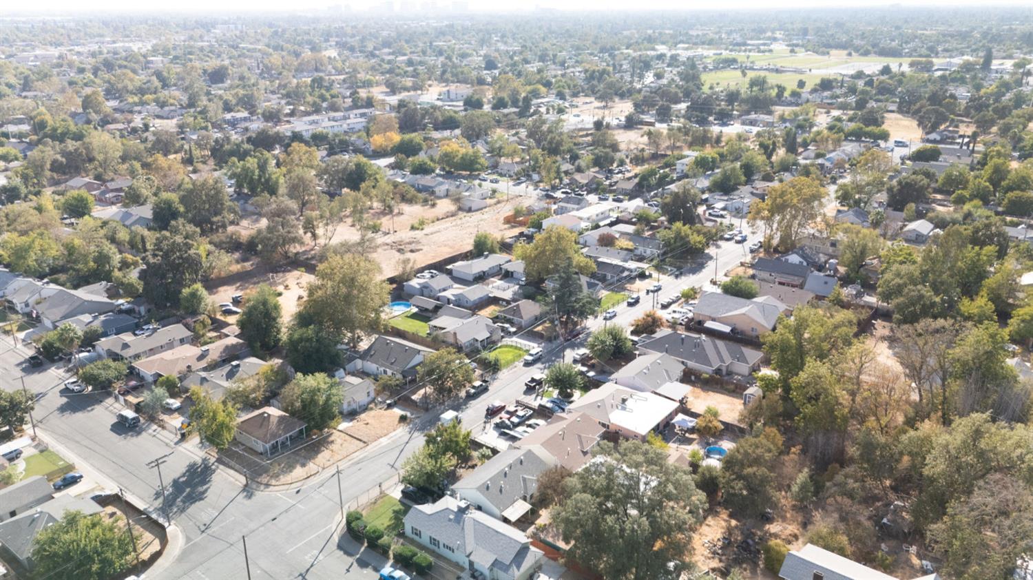1095 Sonoma Avenue