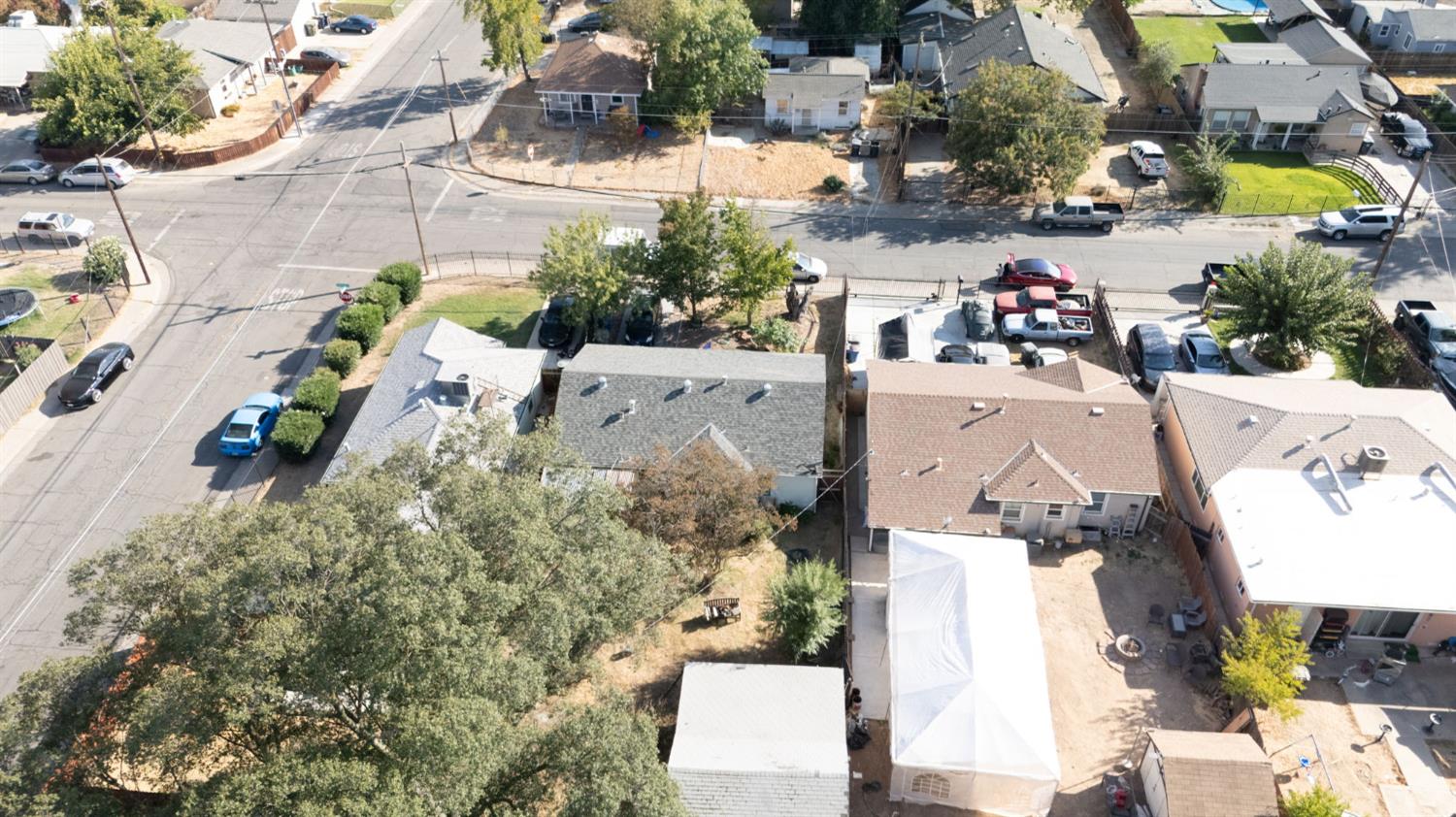 1095 Sonoma Avenue