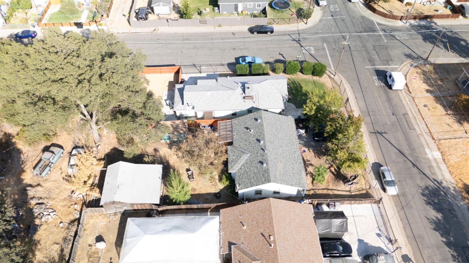 1095 Sonoma Avenue
