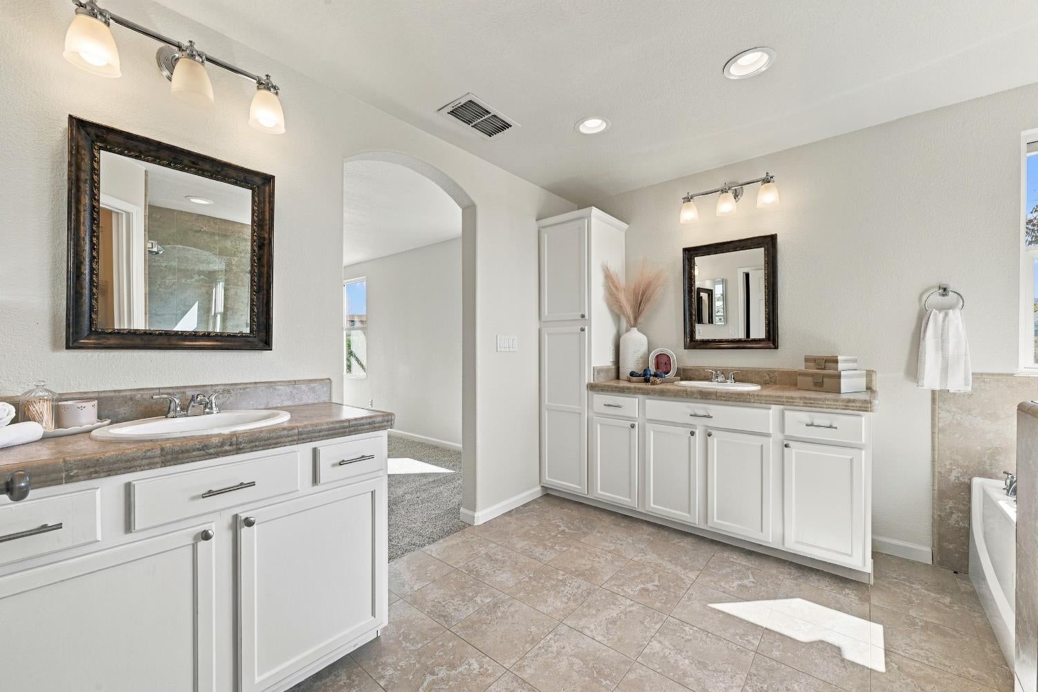 3667 Archetto Drive