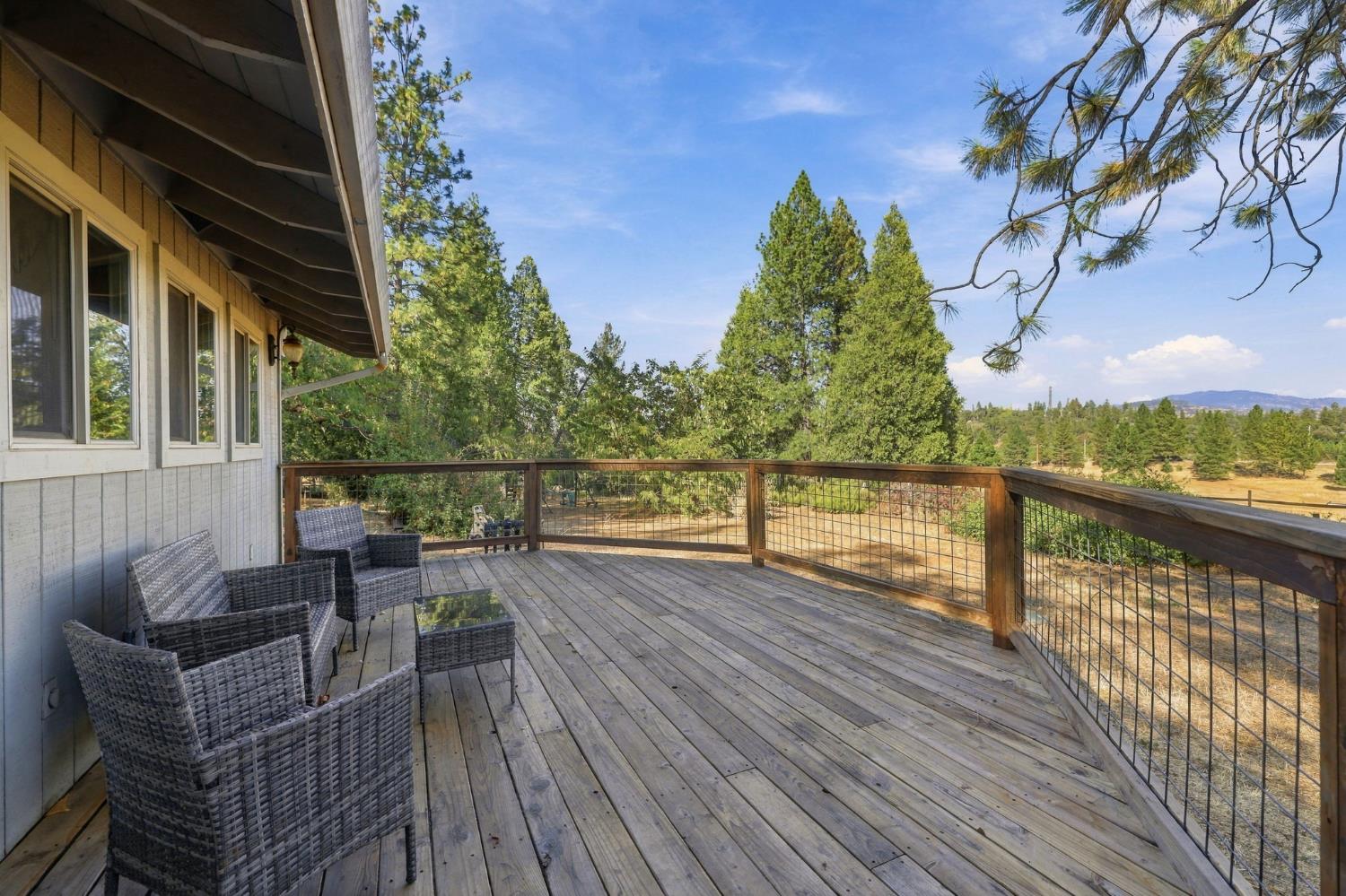 19526 Shawnee Trail