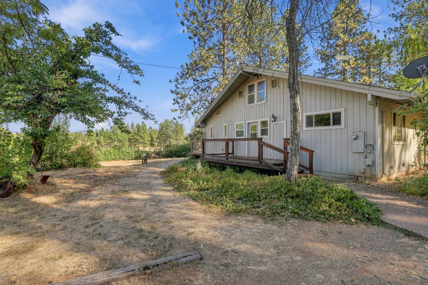 19526 Shawnee Trail