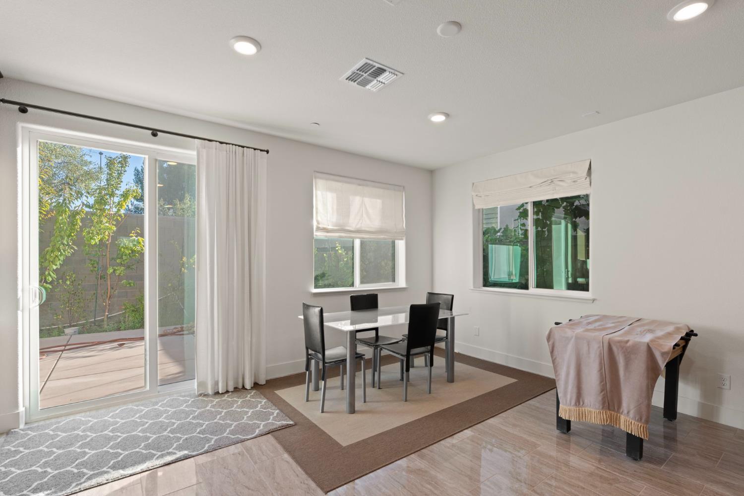 2667 Alcove Way