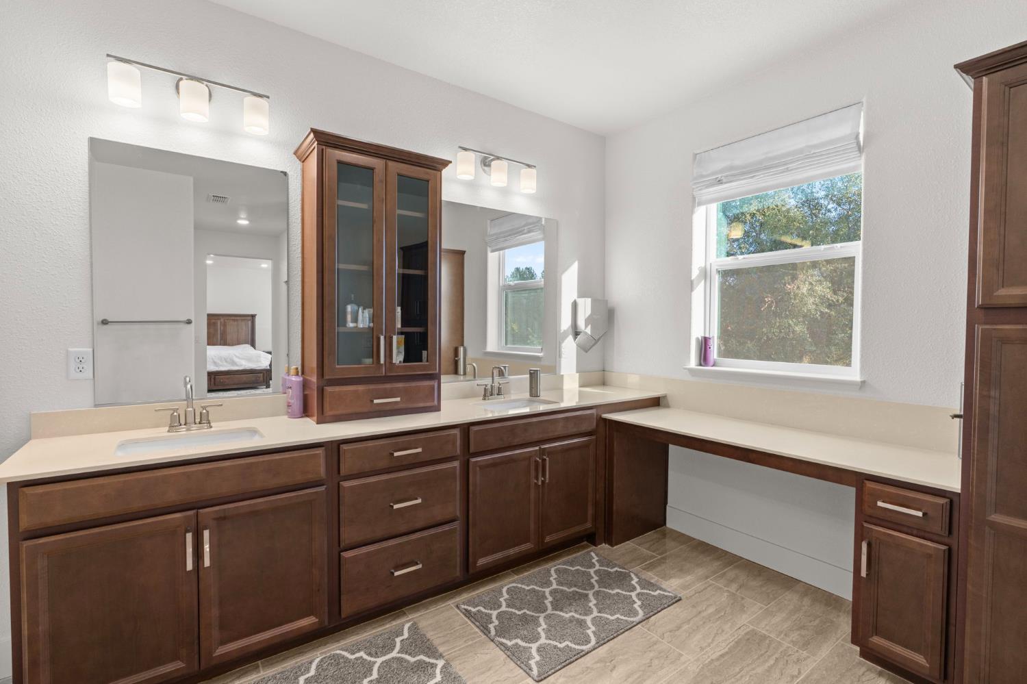 2667 Alcove Way