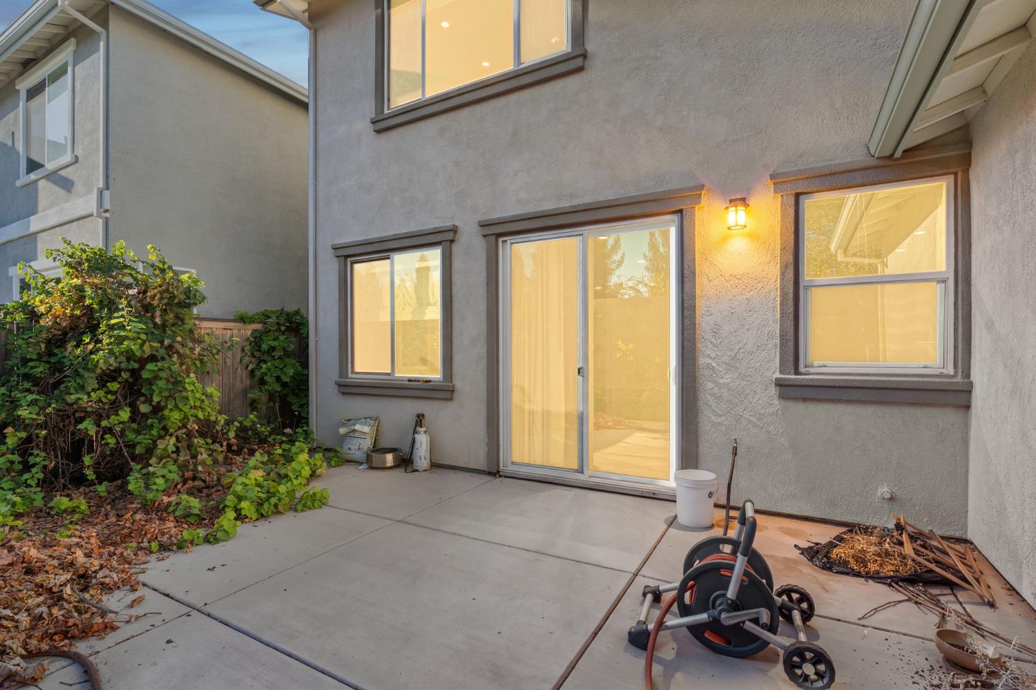2667 Alcove Way