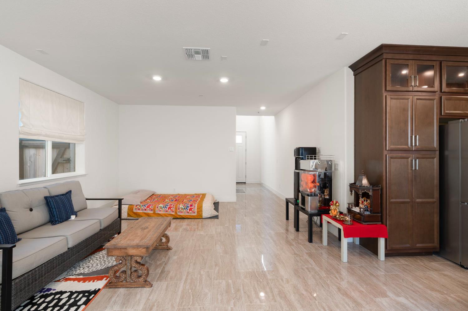 2667 Alcove Way