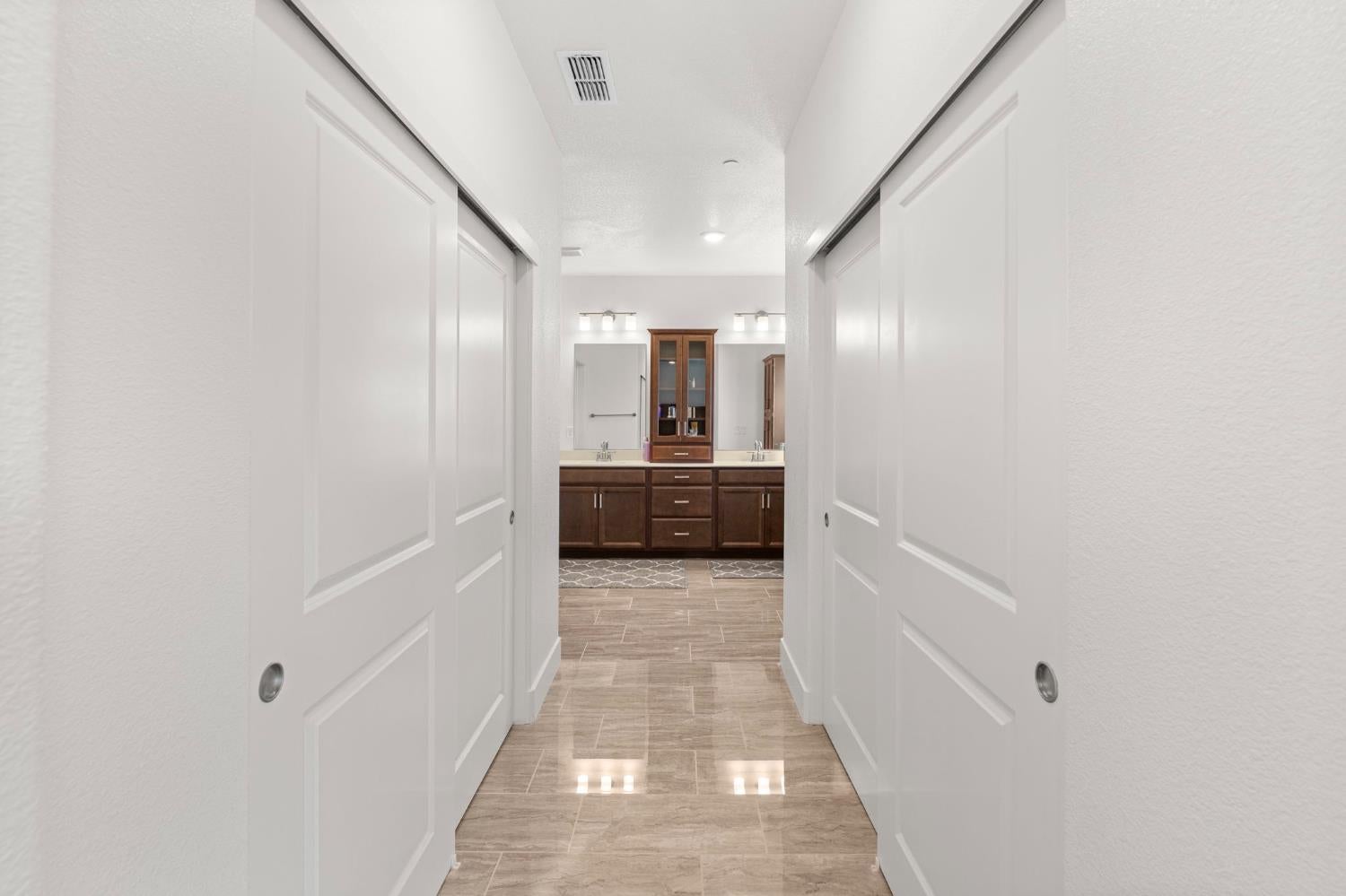 2667 Alcove Way