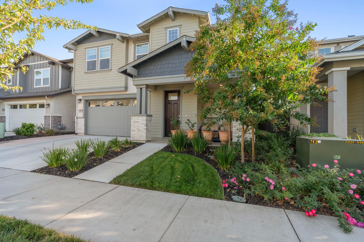 2667 Alcove Way