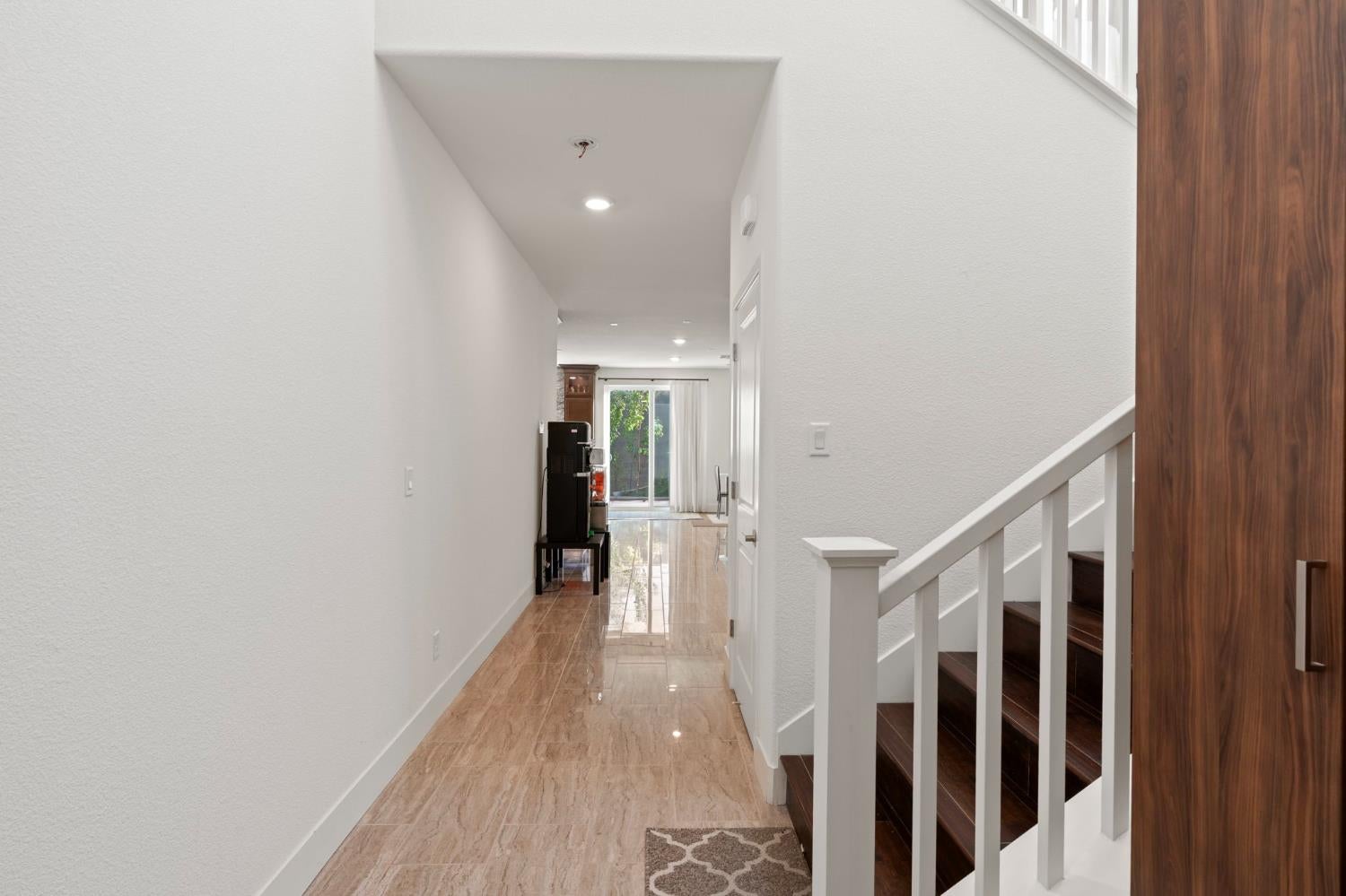 2667 Alcove Way