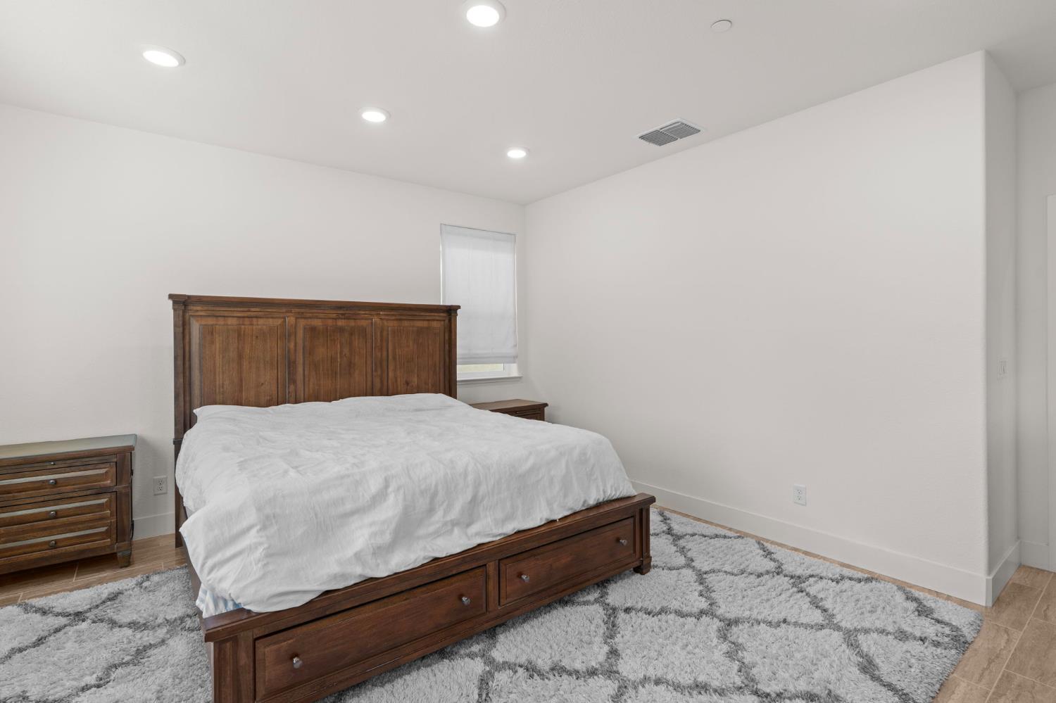 2667 Alcove Way